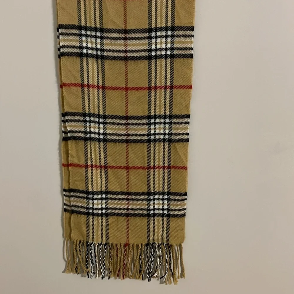 V.Fraas tan plaid scarf